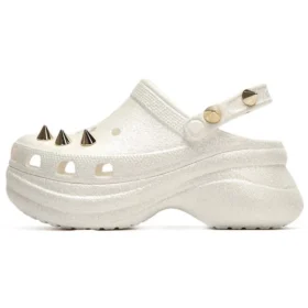 Chaussons de plage et de sport d&rsquo;extérieur blancs
