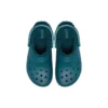 Chaussures classiques : chaussons unisexes verts