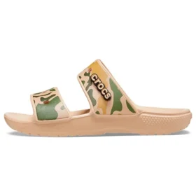 Crocs classiques imprimé camouflage « Tan Green »