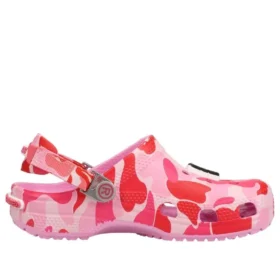 Crocs x A Bathing Ape Sabot « Carnation »