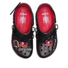 Crocs x NFL Classic Clog Tampa Bay Buccaneers « Black Red »