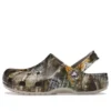 Crocs x Thisisneverthat Classic Clog Realtree Sabots « Edge Camo Walnut »