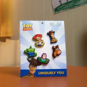 Lot de 5 Bijoux de chaussures Jibbitz™ « Toy Story » de Disney Pixar