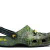 Post Malone x Sabots « Postyco Green » – Exclusivité australienne Post Malone x Sabots « Postyco Green » – Exclusivité australienne