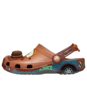 Sabots Crocs x Cars Classic « Mater »