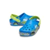 Sandales bleues de sport à talon plat et motif fantaisie