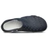 Sandales noires et blanches